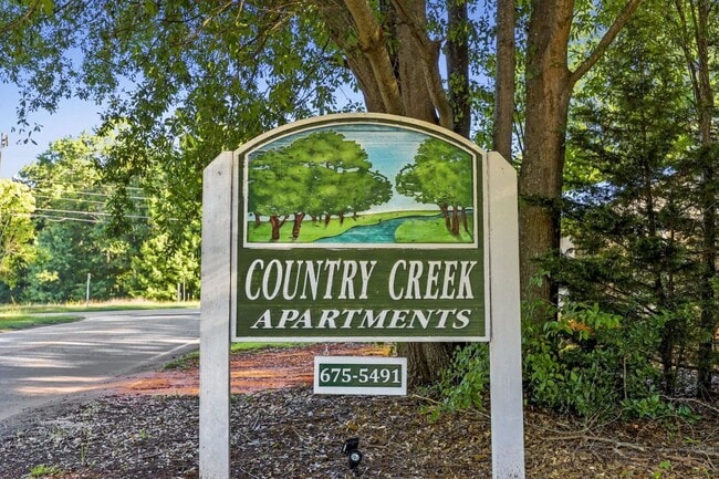 Photo - Country Creek Apartments