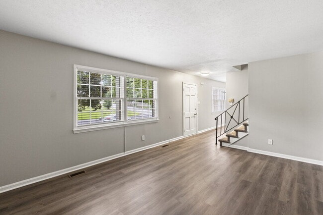 Photo - 10577 Thrasher Rd