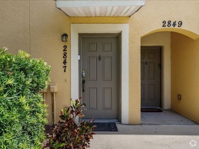 Building Photo - 2847 Oakwater Dr Rental