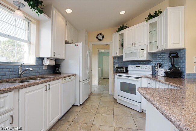 Photo - 28983 Vermillion Ln