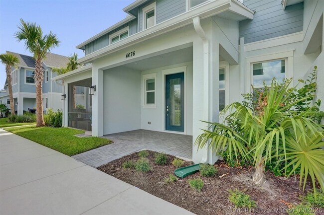 4676 Longwood Lake Sq