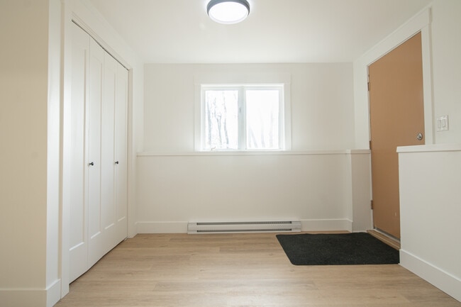 71 Mcauley Dr Unité B