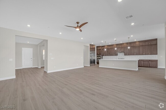 Building Photo - 349 Tigullio Ave Rental