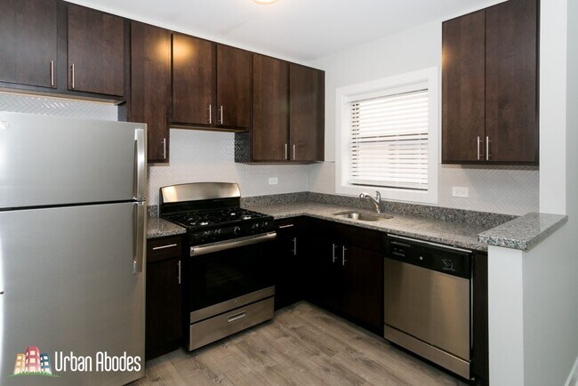 Photo - 705 W Brompton Ave Unidad M01B