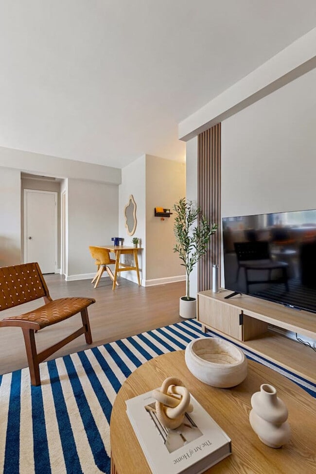 Photo - 1500 Arlington Blvd Apartamento Unidad ID1310685P