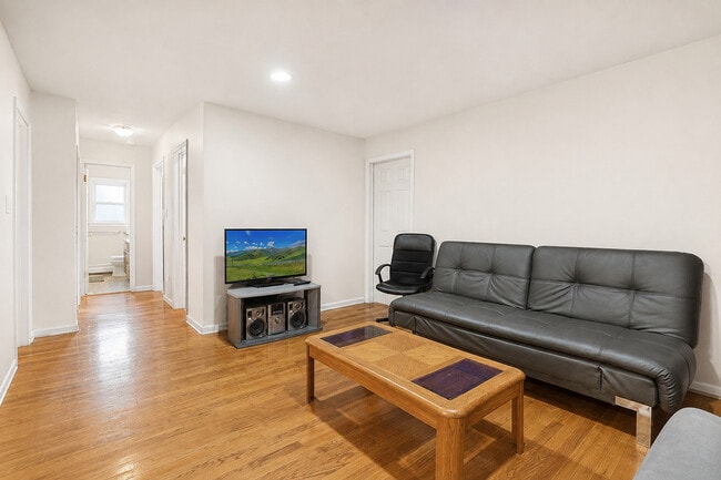Photo - 2147 Ridge Ave