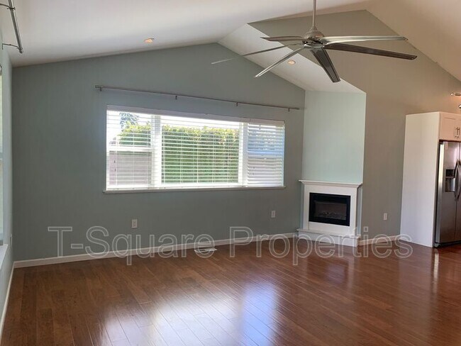 Photo - 1916 60th St SE