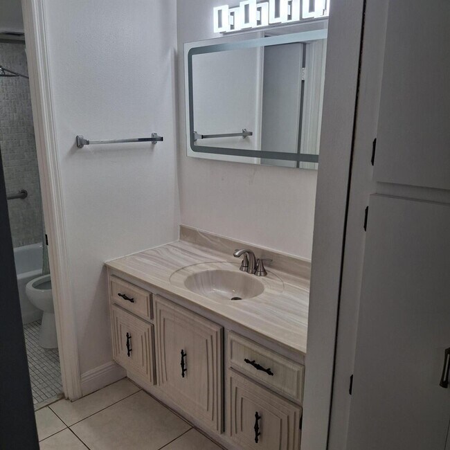 Photo - 7041 Environ Blvd Unit 127