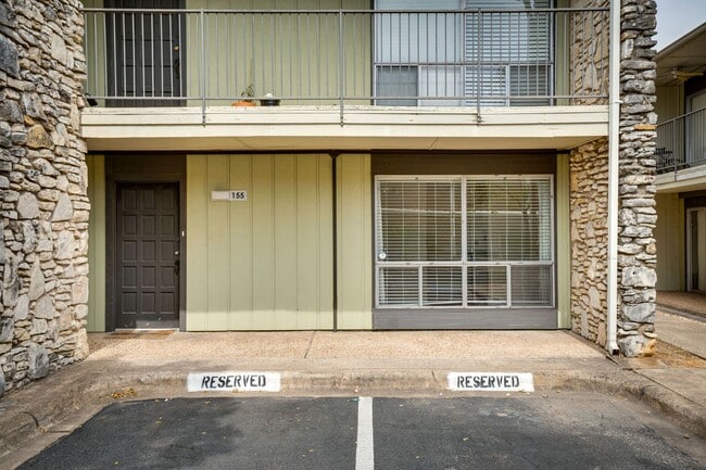Building Photo - K505 - Riverwalk #155 Unit 155-E. Riverside Rental