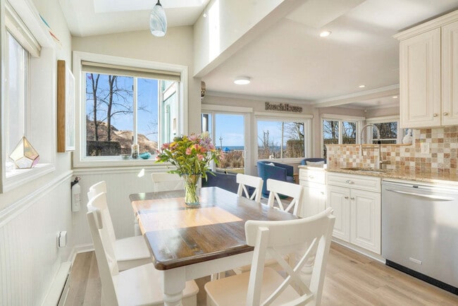 Photo - 2 Clifton Ave Unidad ID1429739P