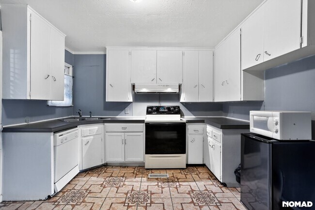 3500 NW 14th St