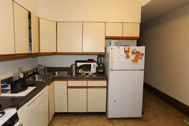 Photo - 1358 W Barry Ave Unit W3