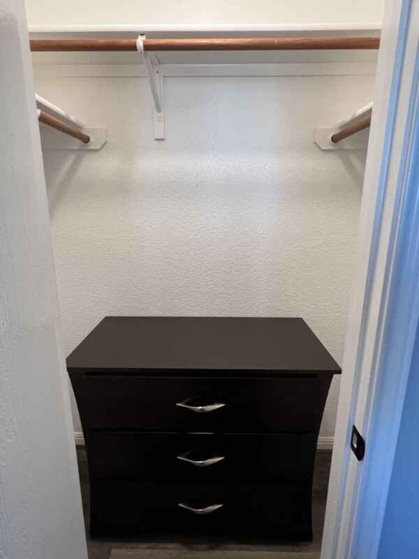 Photo - 4718 Dorchester Heights Ln