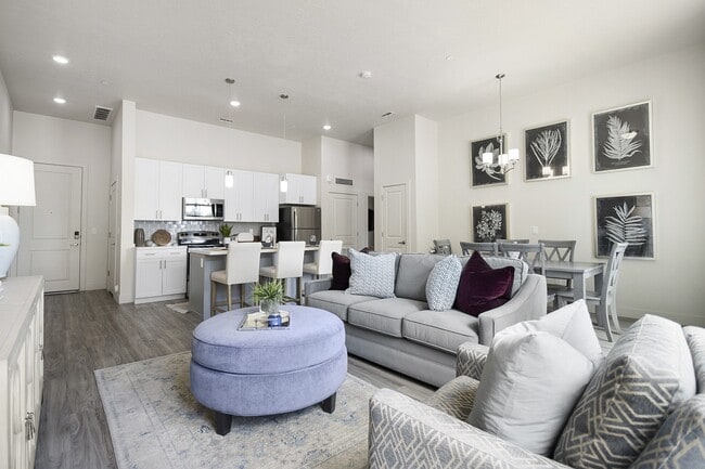 200 City View