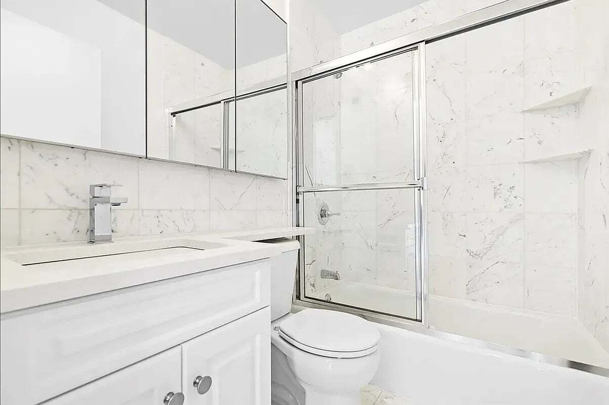 Photo - 310 W 94th St Unidad 4F