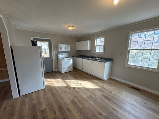 Photo - House in Grand Rivers