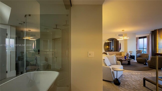 Photo - 2000 Island Blvd Unidad 2404