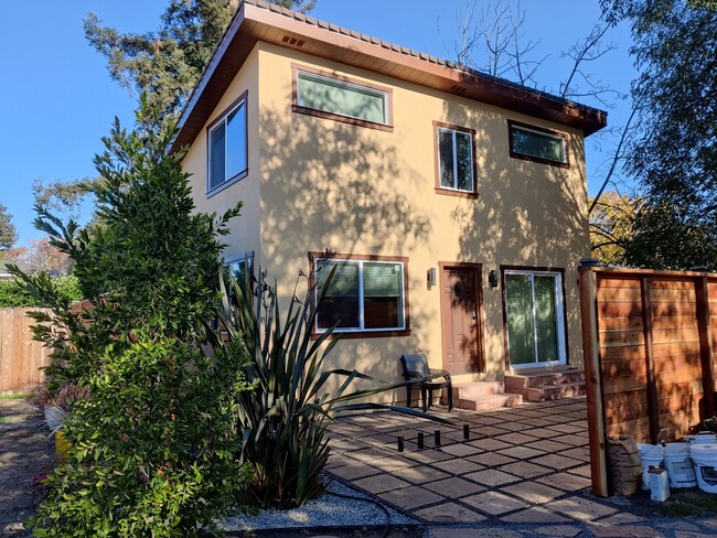 Building Photo - 1152 17th Ave Rental