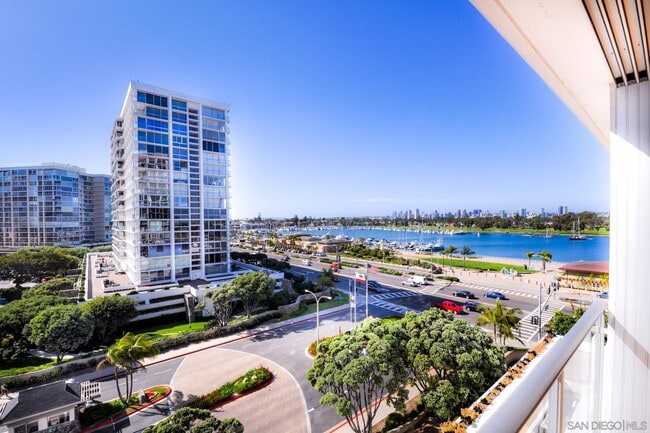 Photo - 1820 Avenida Del Mundo Unit 209