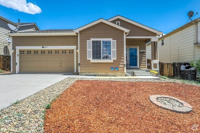 Building Photo - Charming 3BR Condo in Fountain