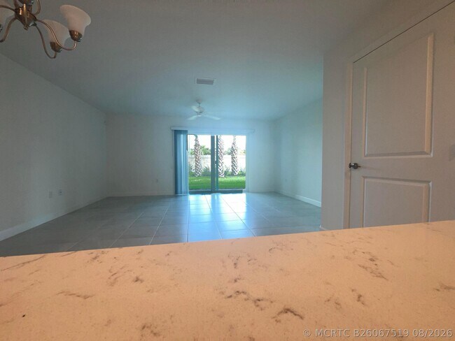 Photo - 6907 Broadwater Ln