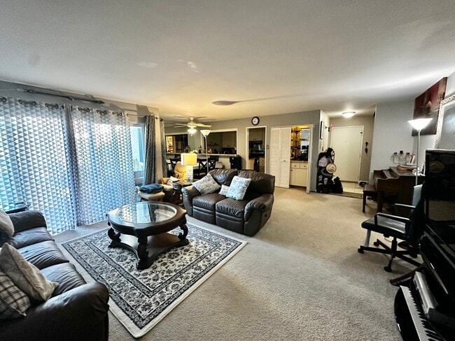 Photo - 932 Peninsula Ave Unit 404