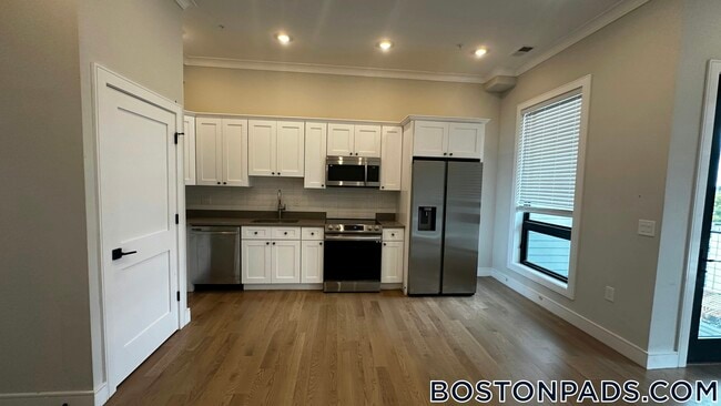 Photo - 16-18 HighGate St. Unit 302