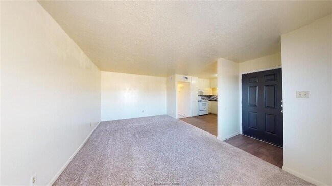 Photo - 3800 E 29th St