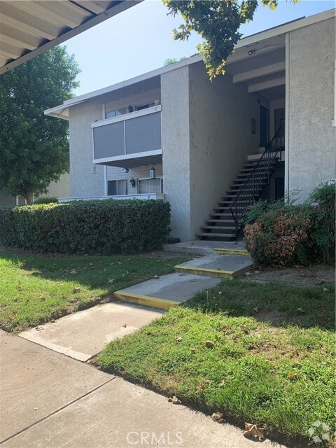 Building Photo - 26200 Redlands Blvd Unit 7 Rental