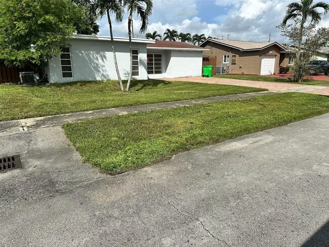 Photo - 11431 NW 35th St