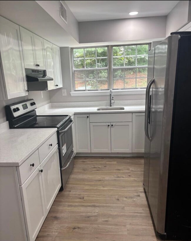 Building Photo - 2799 Bordeaux Pl Rental