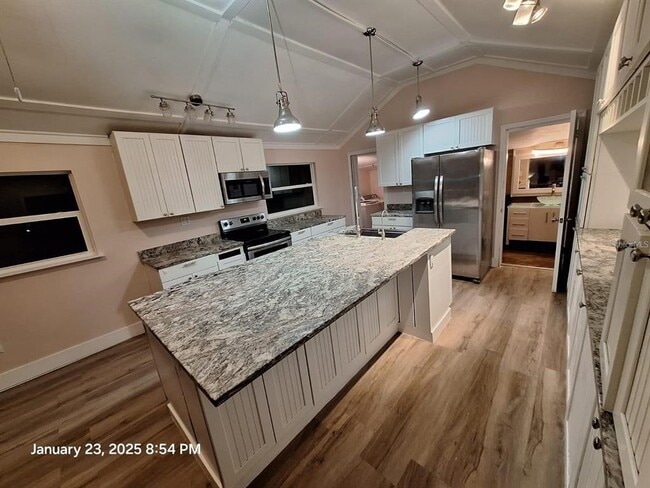 Photo - 6505 Oelsner St