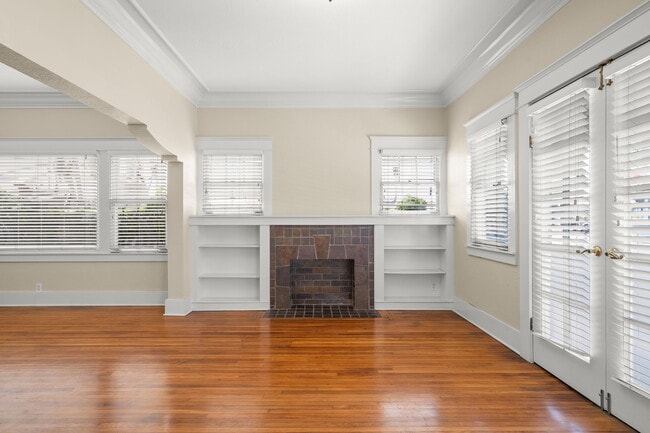 Photo - 219 Redondo Ave Unit A