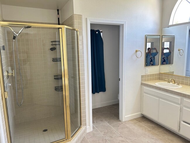 Photo - 2543 Spinnaker Ave