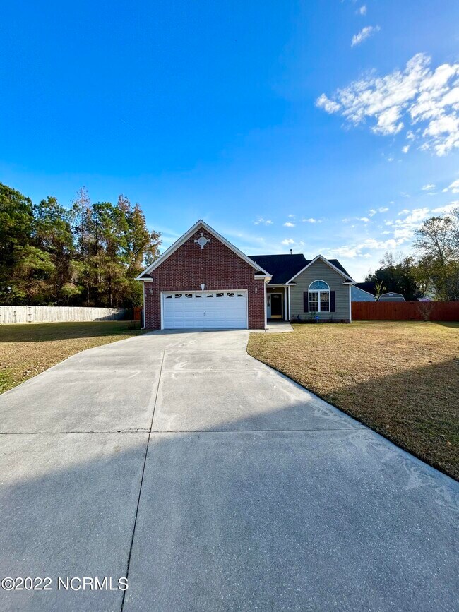 Photo - 104 Dellview Ct