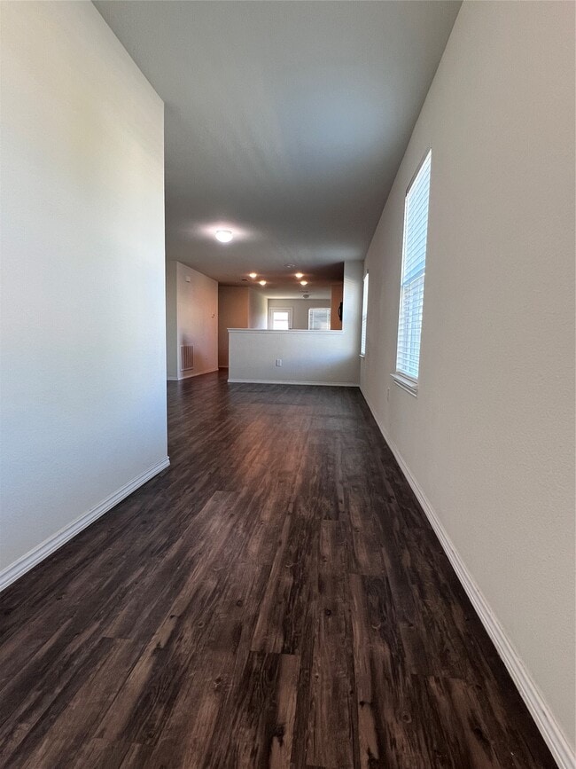 Photo - 25727 Pannier Pl