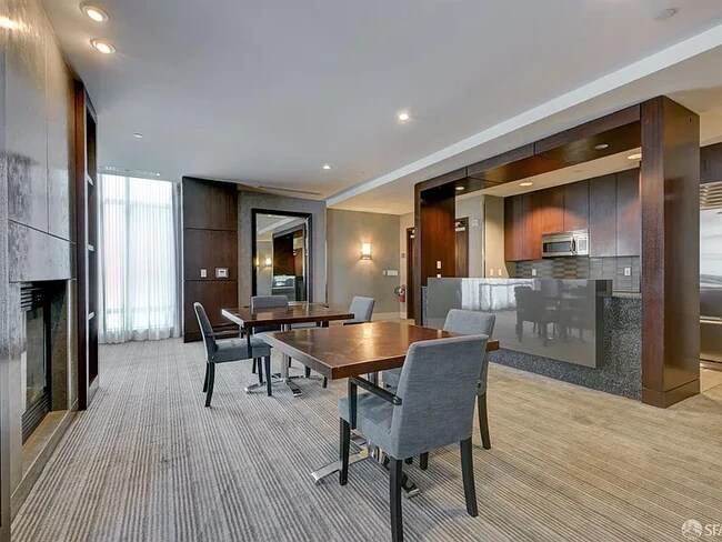 Photo - 333 1st St Unidad N706