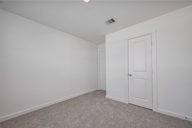 Photo - 1535 Merulana Lane