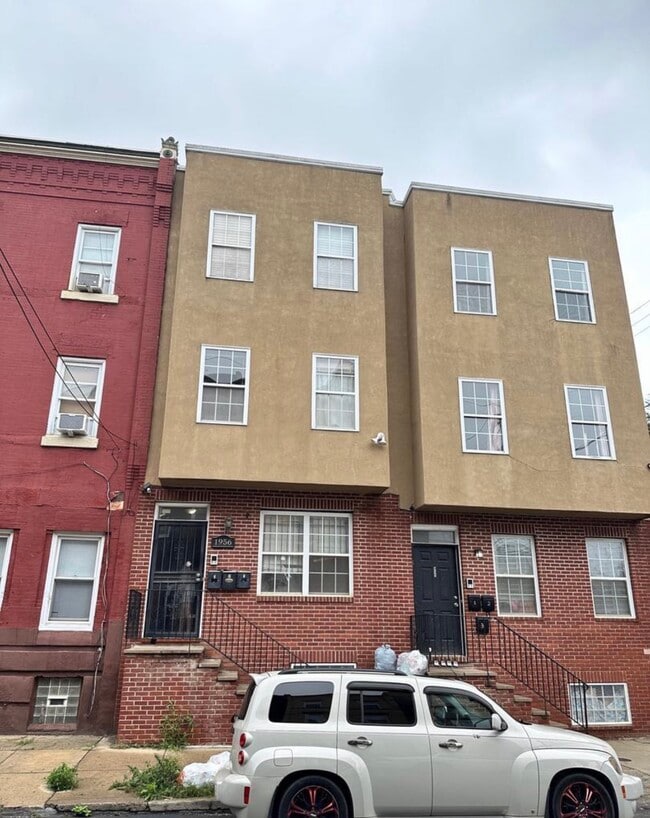 Photo - 1956 N 18th St Unit 2