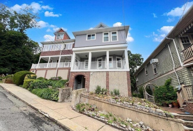 Photo - 28 Pearl St Townhome