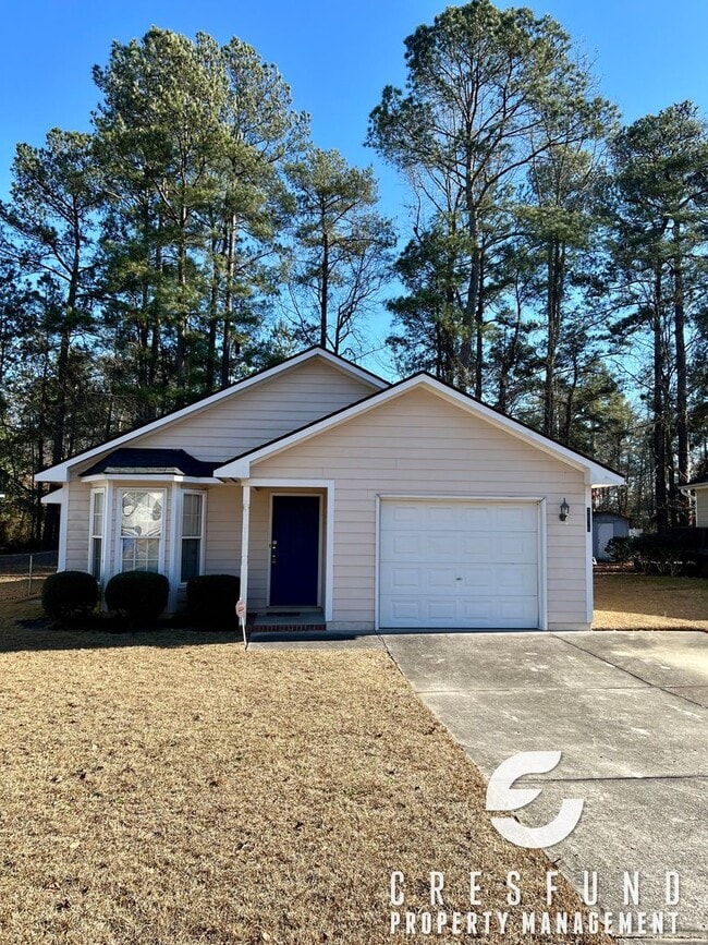 Building Photo - READY TO MOVE IN TODAY? This 3 Bed, 2 Bath Is Ready For You!