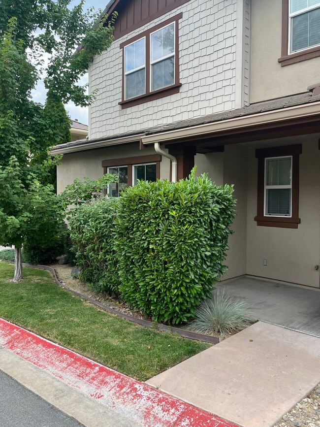 Photo - Somerset Stunner with All the Amenities - Including Golf!!