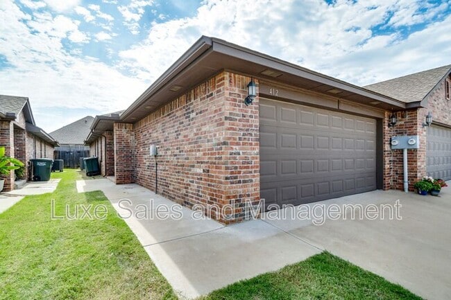 Building Photo - 437 Chalk Hill Ct