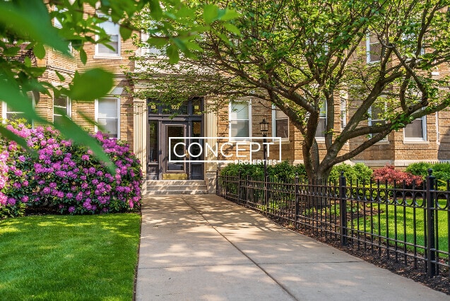 Building Photo - 107 Queensberry St Unit 8CP