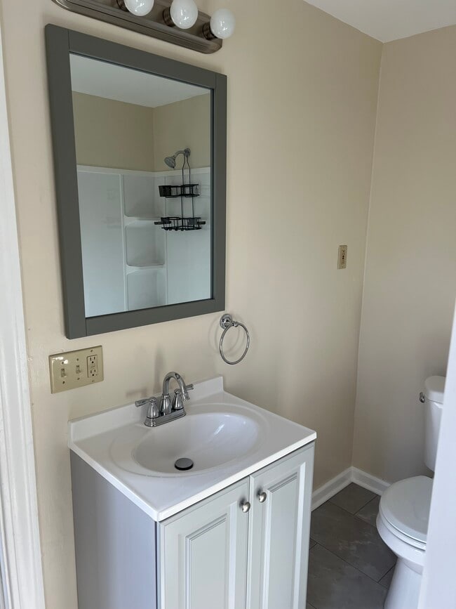 Photo - 63 Wood St Unit 2nd floor 3 bedroom