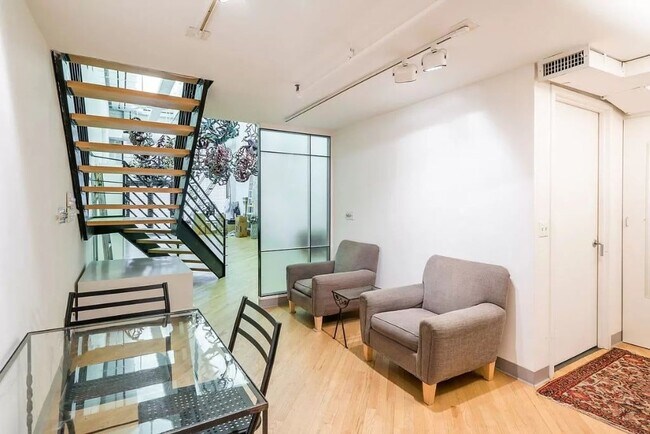 50 Warren St Unit 8