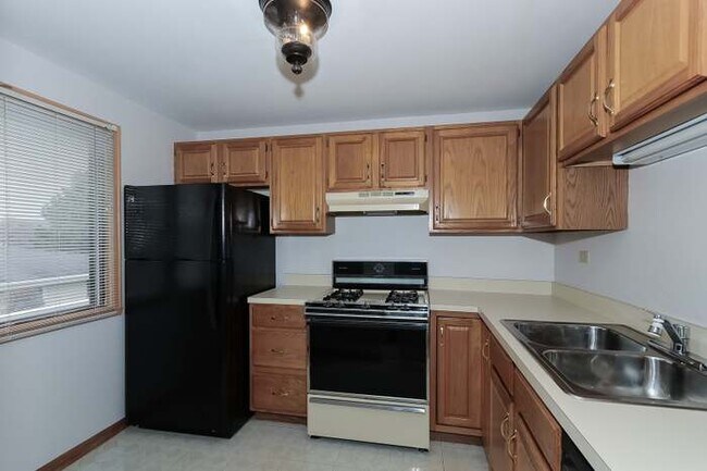 Photo - 1306 Forestdale Ct