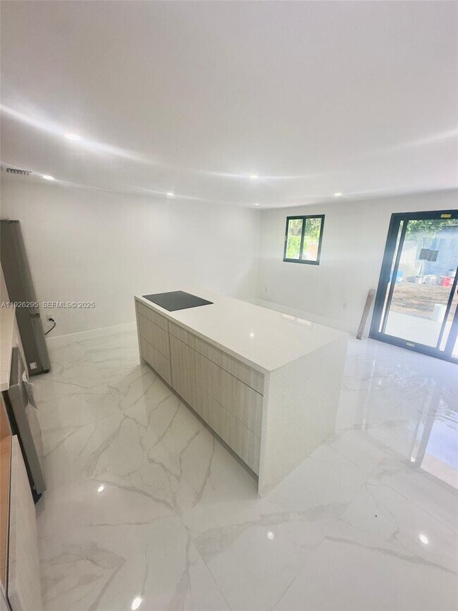 Photo - 2110 NW 43rd St