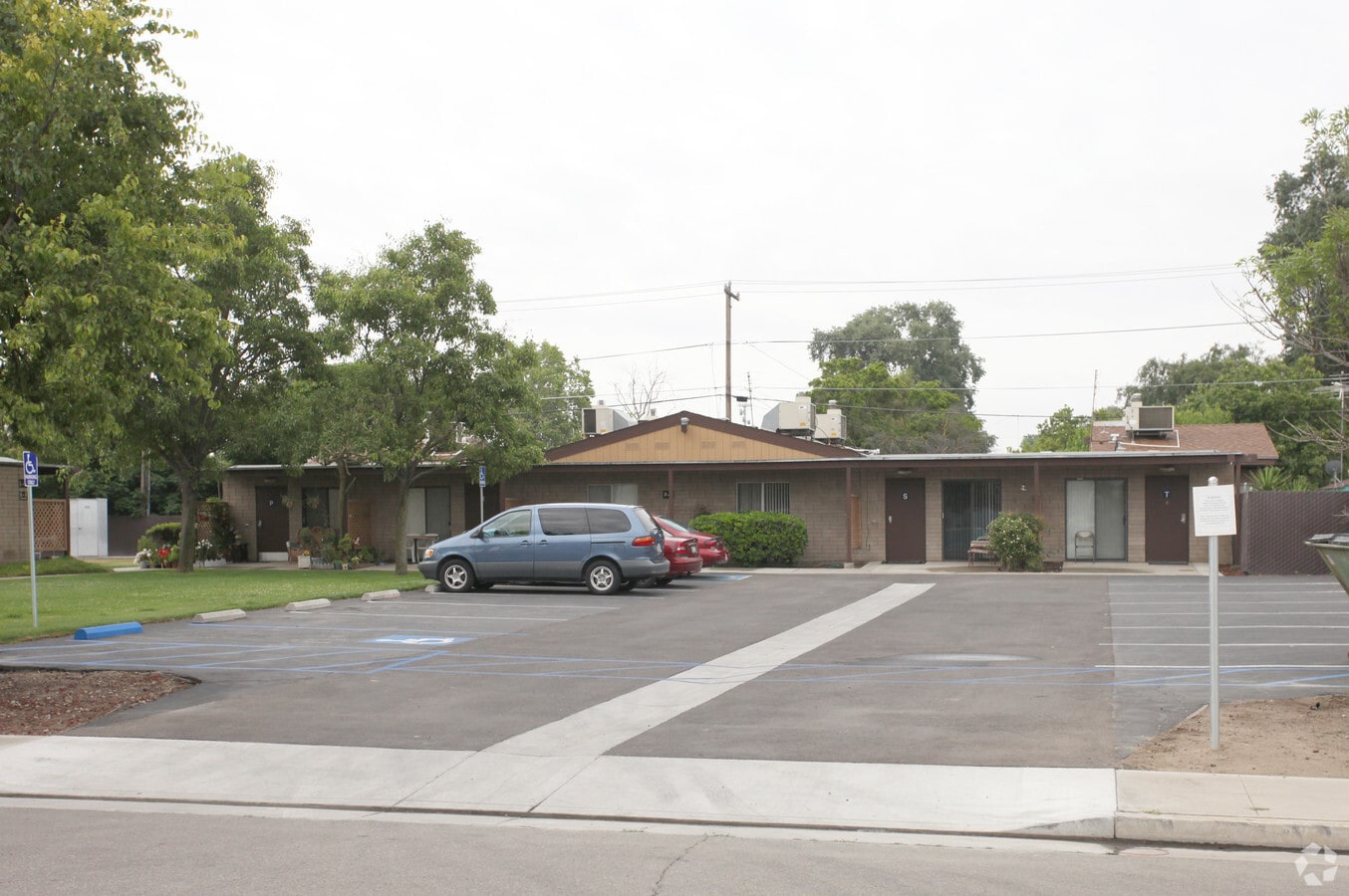 Photo - Lemoore Elderly Apartments