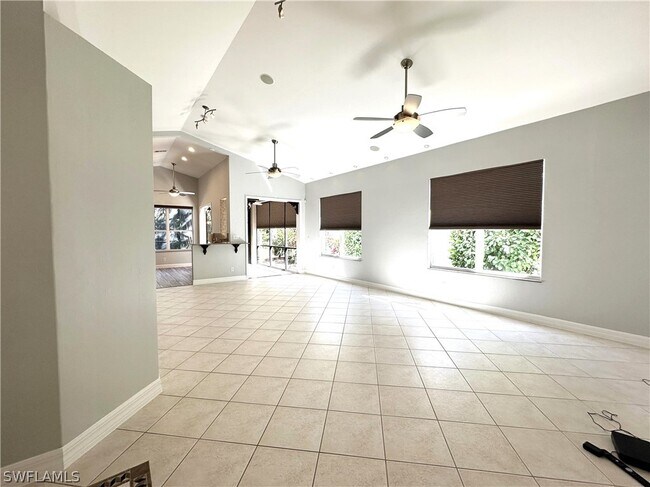 Photo - 1356 Triandra Ln